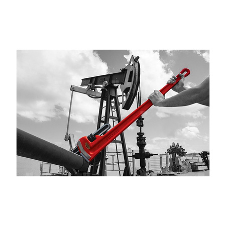 Klucz prosty do rur przeznaczony do pracy przy dużym obciążeniu 36" do rur 5"