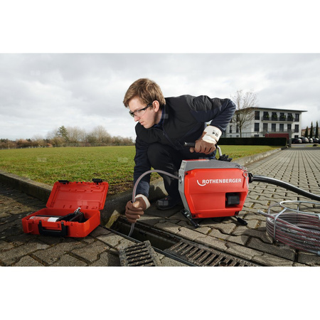 R600 VARIOCLEAN, ze spiralami DURAFLEX SMK / zestawem narzędzi 16+22 mm, akumulator LI-HD 8.0AH 18V i ładowarka AMP