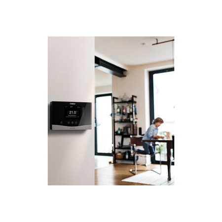 sensoCOMFORT 720Regulator modułowy, zarzadzający jednoczesnie systemami ogrzewania i wentylacji.Dla jednego obiegu grzewczego b