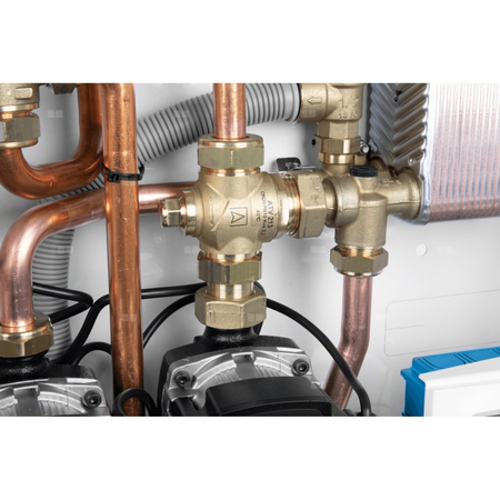 Grupa pompowa AFRISO PrimoBox AHB 642 GZ x GW 3/4'' x 3/4'', z zaworem termostatycznym, z izolacją, z pompą obiegową 2x Grunfos UPM3 Auto