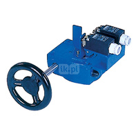 Ręczna przekładnia ślimakowa, smarowana fabrycznie - dożywotnio, napędzana kółkiem ręcznym wyposażona w dwa wyłączniki krańcowe DN125-200